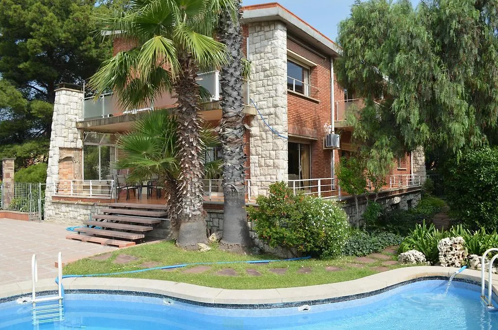 Pool House Barcelona Apartment